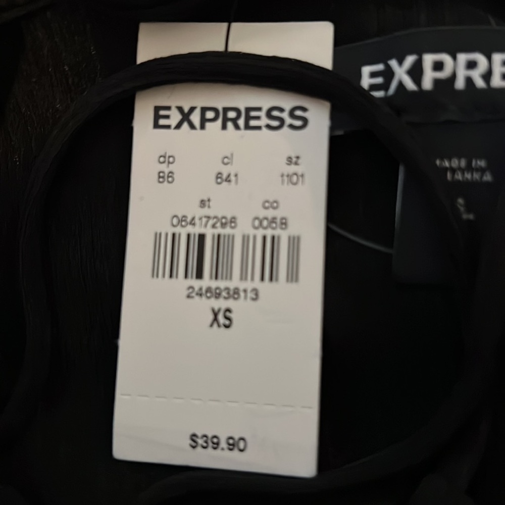 New with tag Express tank top - Picture 4 of 4